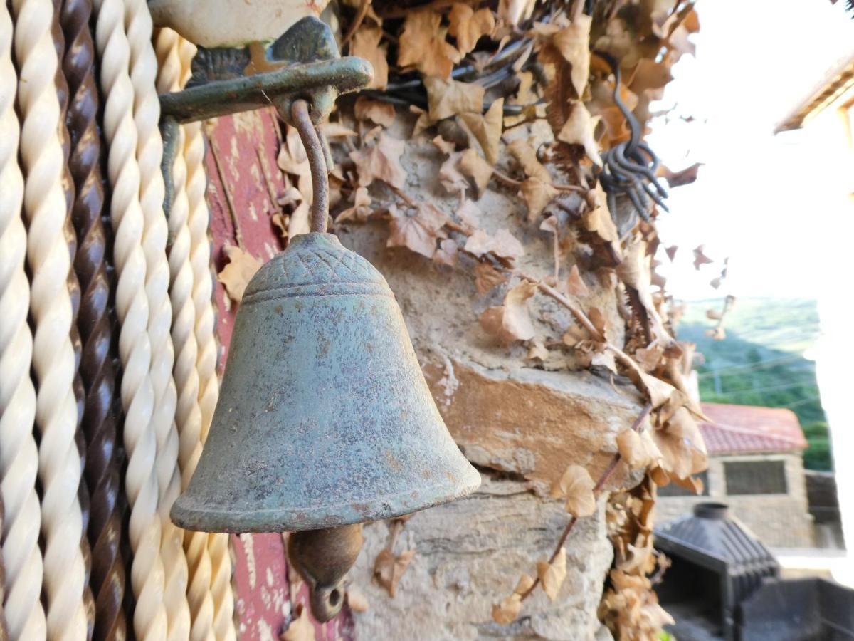 Casasdetrevijano Canon Del Rio Leza Soto en Cameros Buitenkant foto