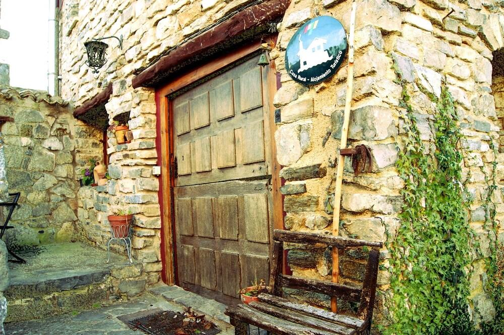 Casasdetrevijano Canon Del Rio Leza Soto en Cameros Buitenkant foto