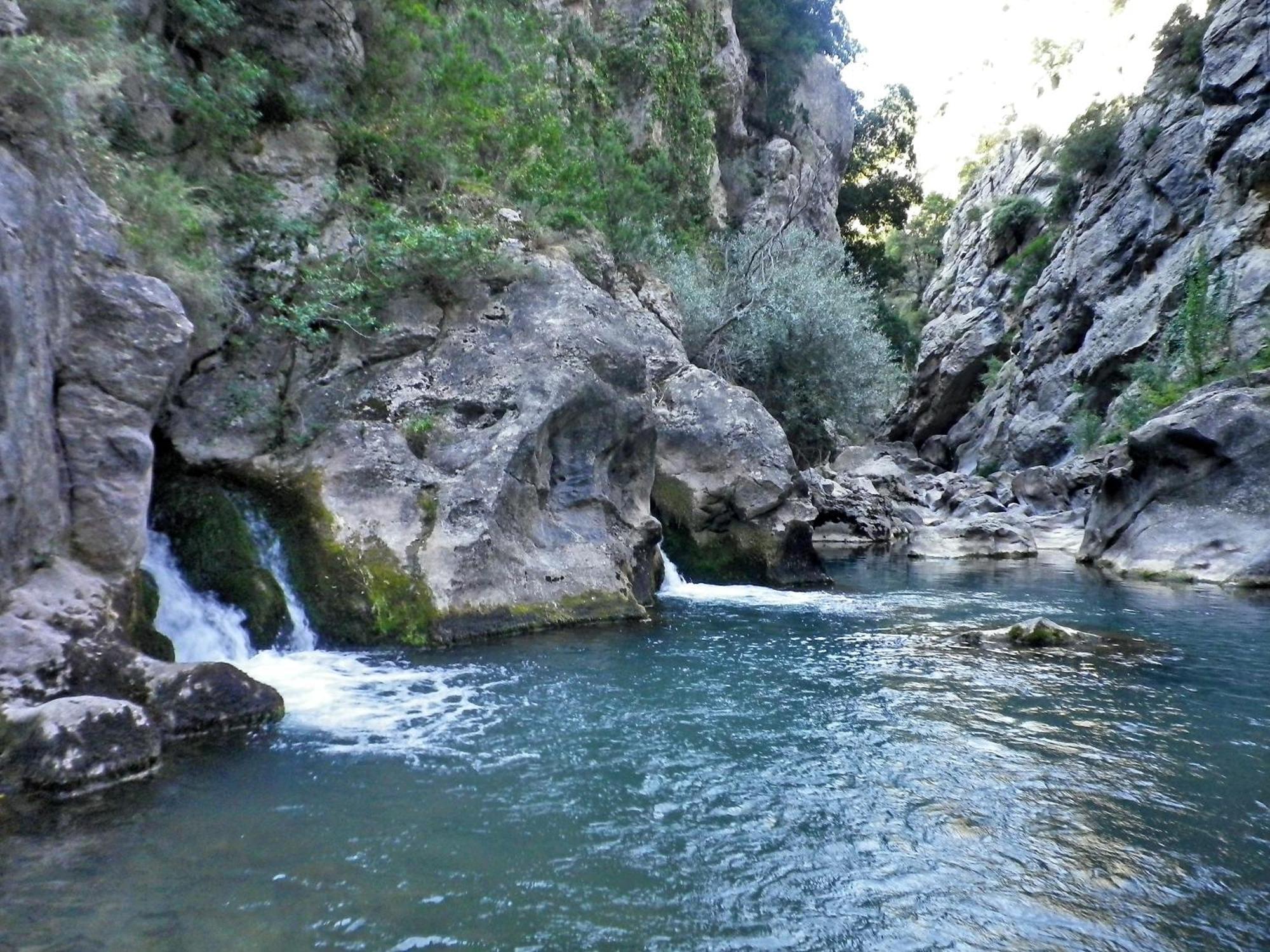 Casasdetrevijano Canon Del Rio Leza Soto en Cameros Buitenkant foto