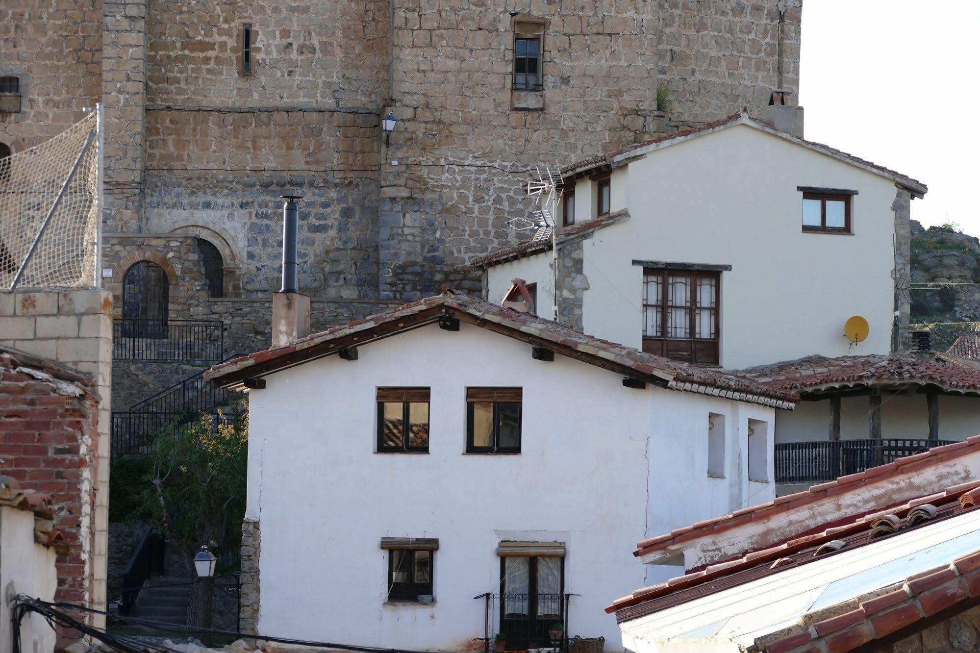 Casasdetrevijano Canon Del Rio Leza Soto en Cameros Buitenkant foto